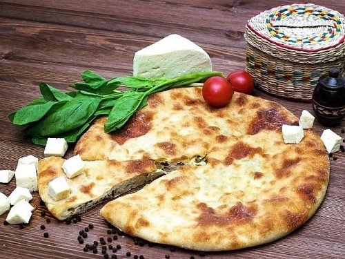 С черемшой и осетинским сыром (Давонджын)